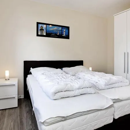 Two-bedroom In 8 *