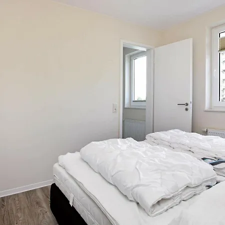 Apartment Two-bedroom In 8 *